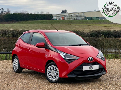 Toyota AYGO  1.0 VVT-i x-play Hatchback 5dr Petrol Manual Euro 