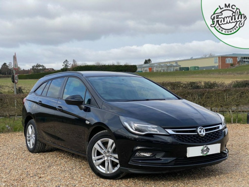 Vauxhall Astra  1.6 CDTi ecoFLEX Design Sports Tourer 5dr Diesel M