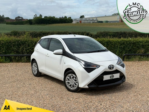 Toyota AYGO  1.0 VVT-i x-play Hatchback 5dr Petrol Manual Euro 