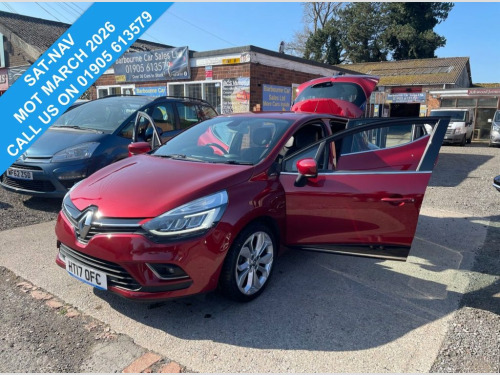 Renault Clio  1.5 dCi Dynamique S Nav Hatchback 5dr Diesel Manua