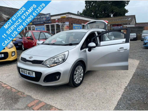 Kia Rio  1.4 2 Hatchback 5dr Petrol Manual Euro 5 (107 bhp)