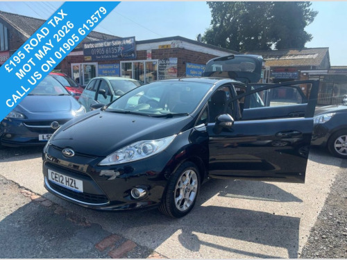 Ford Fiesta  1.4 Zetec Hatchback 5dr Petrol Manual (133 g/km, 9