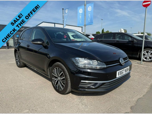 Volkswagen Golf  2.0 TDI BlueMotion Tech SE Nav Hatchback 5dr Diese