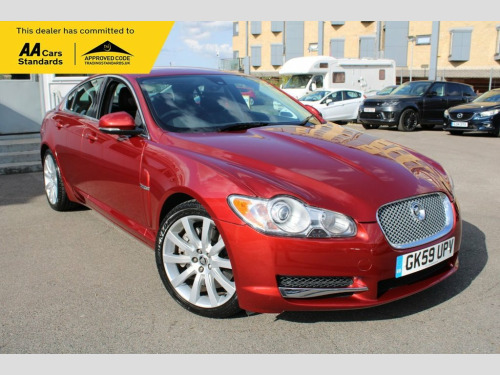 Jaguar XF  3.0 V6 PREMIUM LUXURY 4d 240 BHP IMMACULATE CONDIT