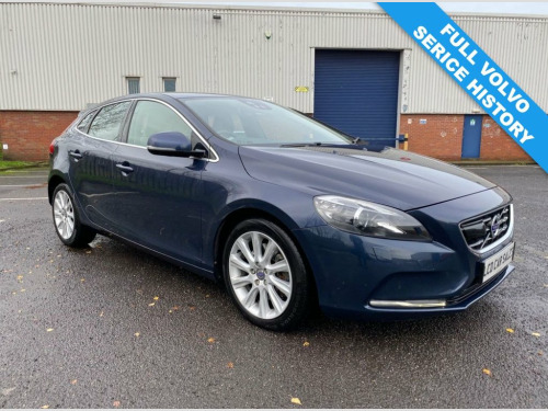 Volvo V40  2.0 D3 SE Lux Nav Hatchback 5dr Diesel Geartronic 