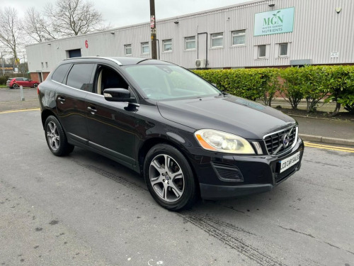 Volvo XC60  2.4 D5 SE Lux SUV 5dr Diesel Geartronic AWD Euro 5