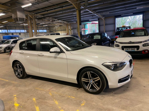 BMW 1 Series 114 2.0 116D SPORT 5d 114 BHP