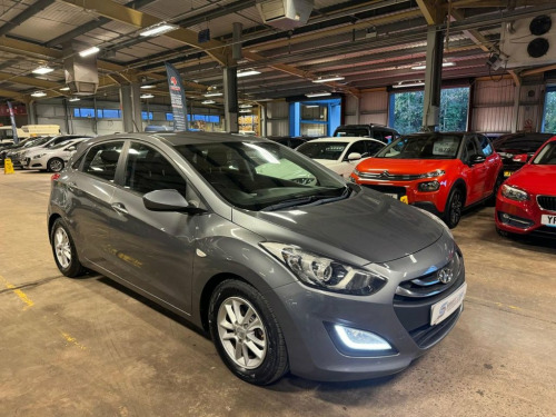 Hyundai i30  1.6 ACTIVE BLUE DRIVE CRDI  5d 109 BHP