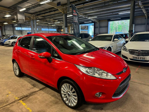 Ford Fiesta  1.6 TDCi DPF Titanium Hatchback 5dr Diesel Manual 