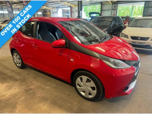 Toyota AYGO  1.0 VVT-i x-play Hatchback 5dr Petrol Manual Euro 