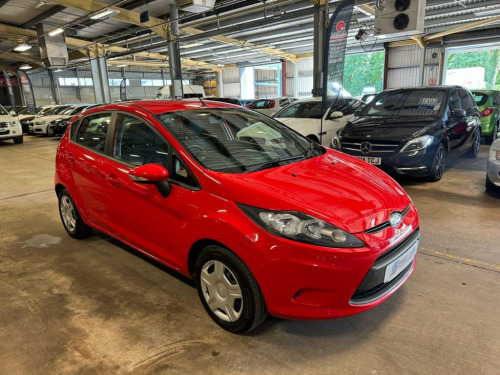 Ford Fiesta  1.6 TDCi ECOnetic DPF Edge Hatchback 5dr Diesel Ma