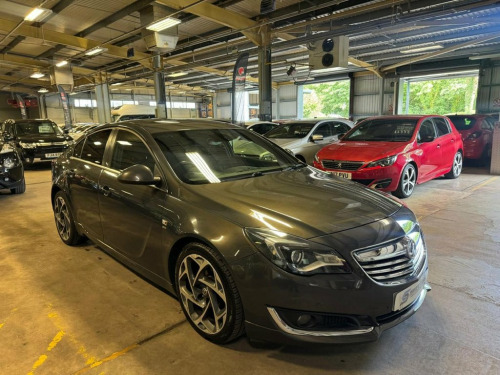 Vauxhall Insignia  2.0 CDTi BiTurbo SRi VX Line Nav Hatchback 5dr Die