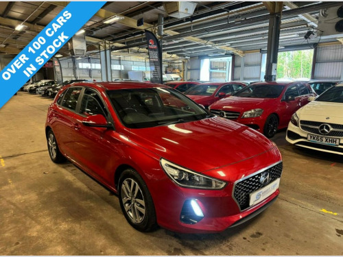 Hyundai i30  1.6 CRDi Blue Drive SE Nav Hatchback 5dr Diesel Ma 