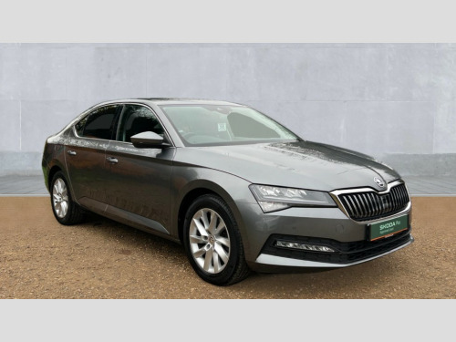 Skoda Superb  Skoda Superb Hatchback 1.5 TSI SE 5dr DSG