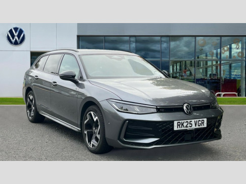 Volkswagen Passat  PASSAT 1.5 TSI eHybrid R-Line 5dr DSG
