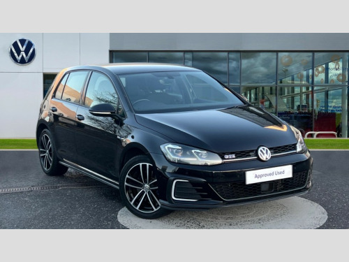 Volkswagen Golf  GOLF 1.4 TSI GTE 5dr DSG 