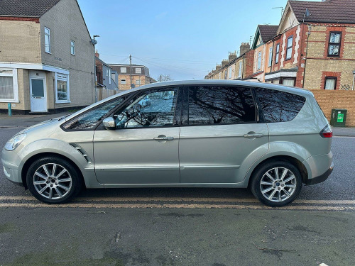 Ford S-MAX  2.0 TDCi Titanium