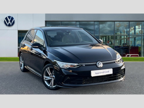 Volkswagen Golf  Golf 8 R-Line 1.5 eTSI 150PS 7-speed DSG 5 Door