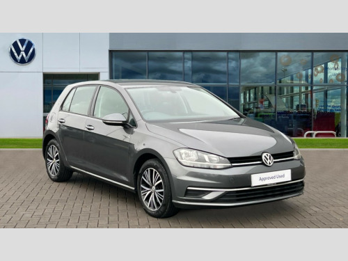 Volkswagen Golf  Golf SE Nav 1.4 TSI 125PS 6-speed Manual 5 Door