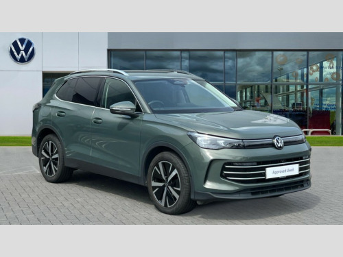 Volkswagen Tiguan  TIGUAN 1.5 eTSI 150 Elegance Launch Edition 5dr DSG