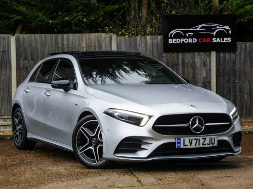 Mercedes-Benz A-Class  2.0 A180d AMG Line Edition (Premium Plus) Hatchbac