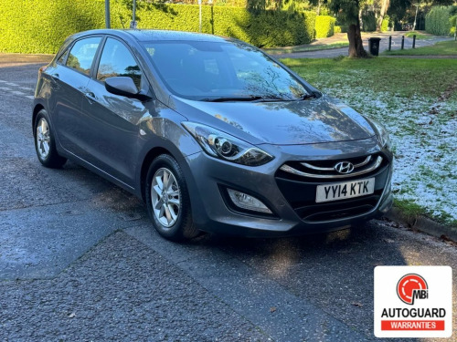 Hyundai i30  1.6 CRDi Blue Drive Active Hatchback 5dr Diesel Ma