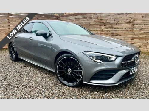 Mercedes-Benz CLA  2.0 CLA220d AMG Line Night Edition (Premium Plus) 