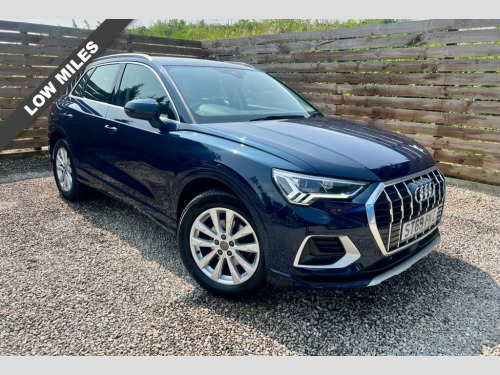 Audi Q3  1.5 TFSI CoD 35 Sport SUV 5dr Petrol Manual Euro 6