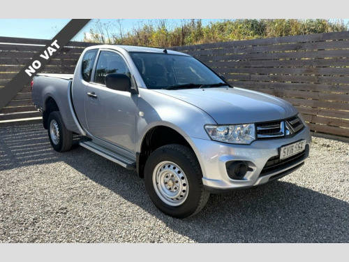 Mitsubishi L200  2.5 DI-D 4Life Club Pickup Extended Cab 2dr Diesel