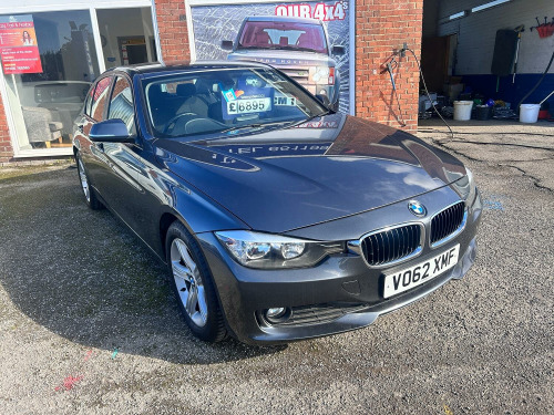 BMW 3 Series  2.0 318d SE Saloon