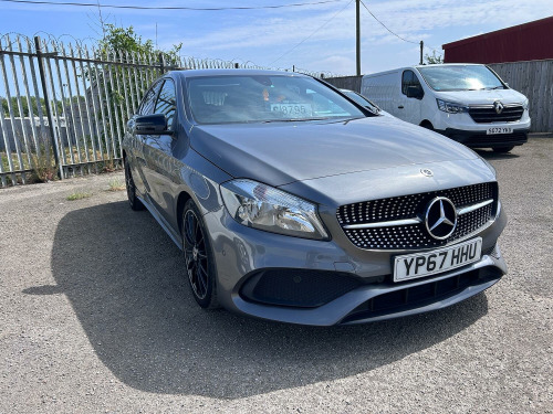 Mercedes-Benz A-Class  1.5 A180d AMG Line