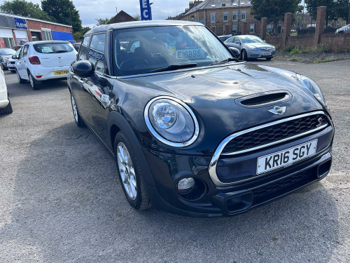 MINI Hatch  2.0 5-Door Hatch Cooper SD