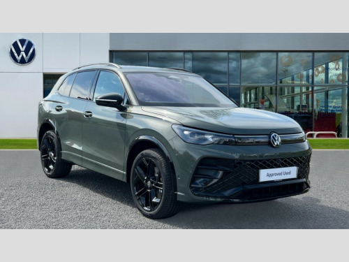 Volkswagen Tiguan  Tiguan R-Line 1.5 TSI eHybrid 272PS 6-Speed DSG 5 Door