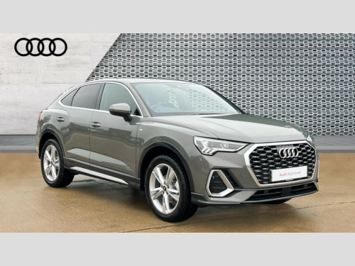 Audi Q3  Audi Q3 Sportback S line 35 TFSI 150 PS S tronic