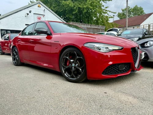 Alfa Romeo Giulia  2.0L TB VELOCE 4d AUTO 277 BHP ...STUNNING VELOCEF