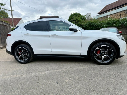 Alfa Romeo Stelvio  2.0 TB MILANO EDIZIONE 5d 277 BHP £6000 of F