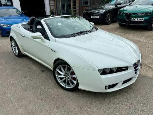 Alfa Romeo Spider  2.2 JTS Convertible 2dr Petrol Manual (218 g/km, 2
