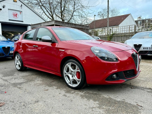 Alfa Romeo Giulietta  2.0 JTDM-2 Speciale Hatchback 5dr Diesel TCT Euro 
