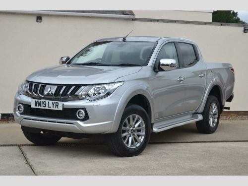 Mitsubishi L200  2.4 DI-D DC Barbarian