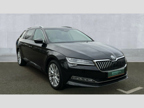 Skoda Superb  Skoda Superb Diesel Estate 2.0 TDI CR 200 SE L 4X4 5dr DSG