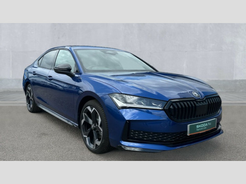 Skoda Superb  Skoda Superb Hatchback 1.5 TSI e-TEC Sportline 5dr DSG