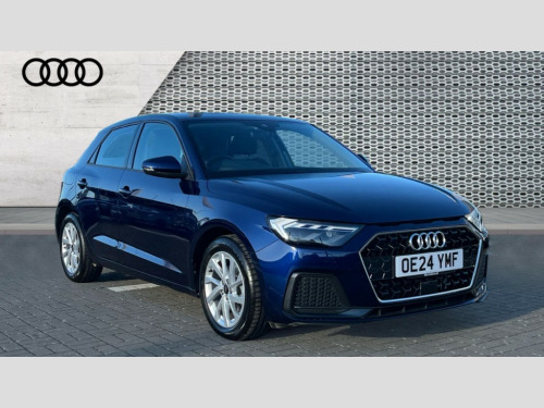 Audi A1  Audi A1 Sportback Sport 30 TFSI 116 PS 6-speed