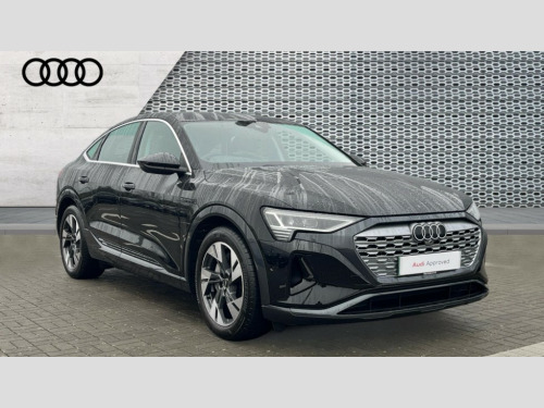 Audi Q8  Audi Q8 Sportback Sport 55 e-tron quattro 300,00 kW