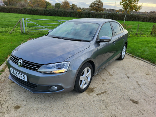 Volkswagen Jetta  TFSi 