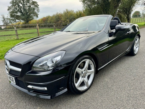 Mercedes-Benz SLK SLK200 AMG 1.8 SLK200 AMG Sport Convertible 2dr Petrol G-Tron