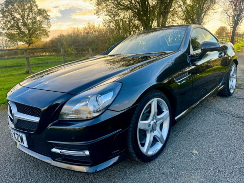 Mercedes-Benz SLK SLK300 AMG 2.0 SLK300 AMG Sport Convertible 2dr Petrol G-Tron