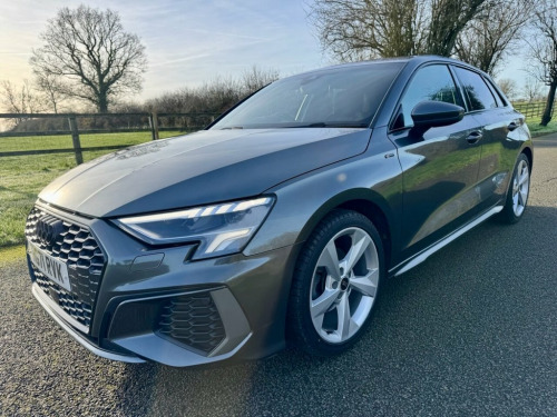 Audi A3  1.5 TFSI 35 S line Sportback 5dr Petrol Manual Eur 