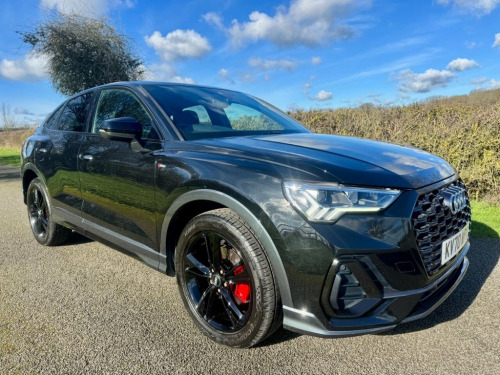 Audi Q3  1.5 TFSI CoD 35 S line Sportback 5dr Petrol S Tron 