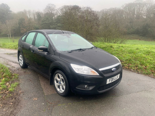 Ford Focus  1.6 Sport 5dr