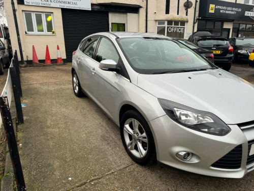 Ford Focus  1.6 Zetec Euro 5 5dr